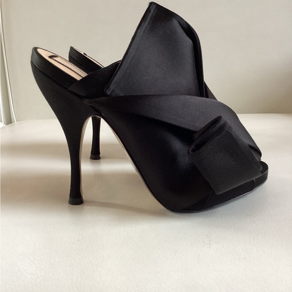 No. 21 Black Satin/ Leather Mule Bow Pleated Heel Sandals SZ 7 - Picture 4 of 8